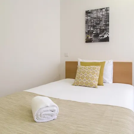 Spot Trindade Oporto